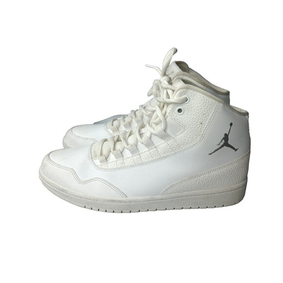 Nike Jordan Executive Basketball Shoes Men\'s Size 11 Sneakers White 820240-100 main image 2